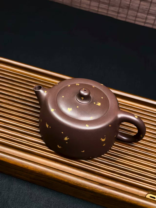 “Jing Lan” with Elegant Gold