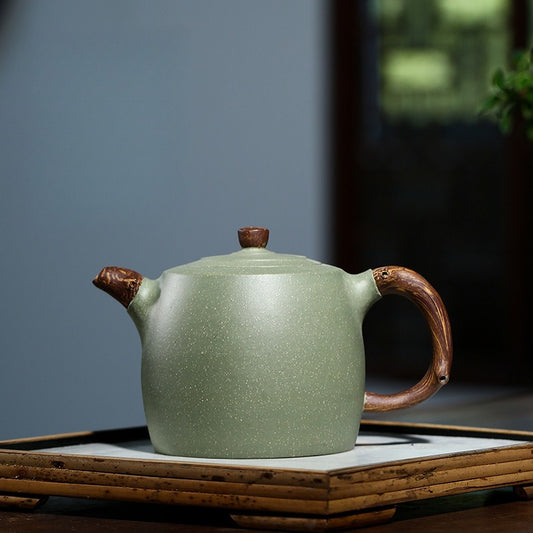 Classic Well Curb  400ML-Yixing Teapot in Pea-Green Clay