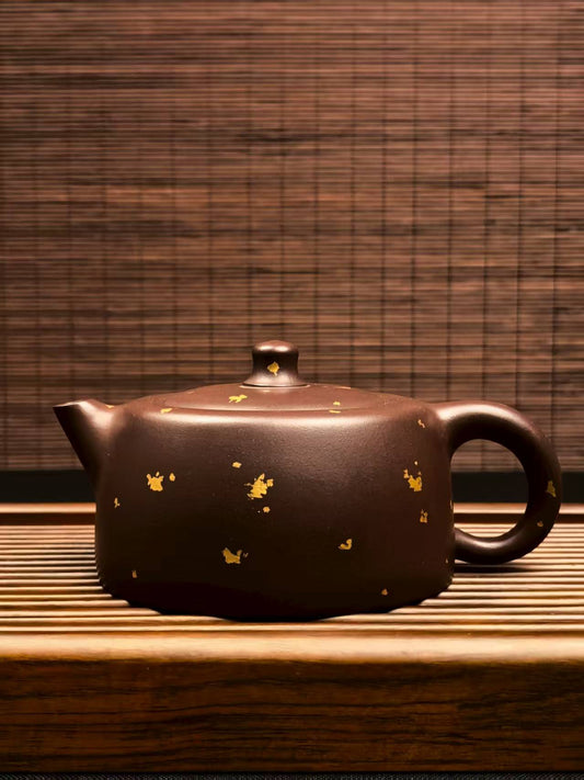 “Jing Lan” with Elegant Gold